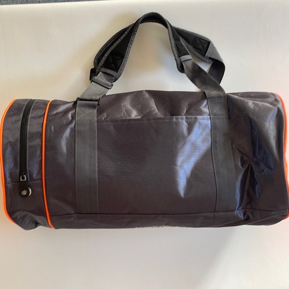 Atlantis Events Duffel/Backpack - Picture 5 of 11